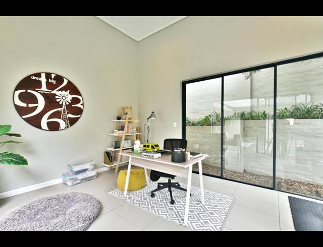 3 BEDROOM HOUSE FOR SALE IN BRYANSTON